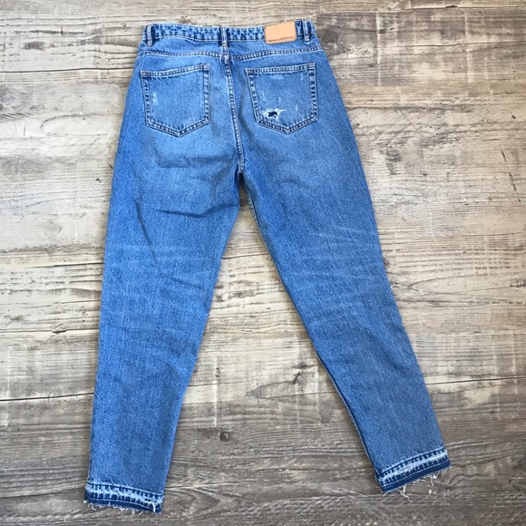 Zara Demin - Picture 5 of 6